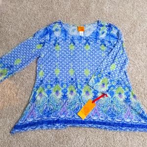 Woman's L mid sleeve top nwt